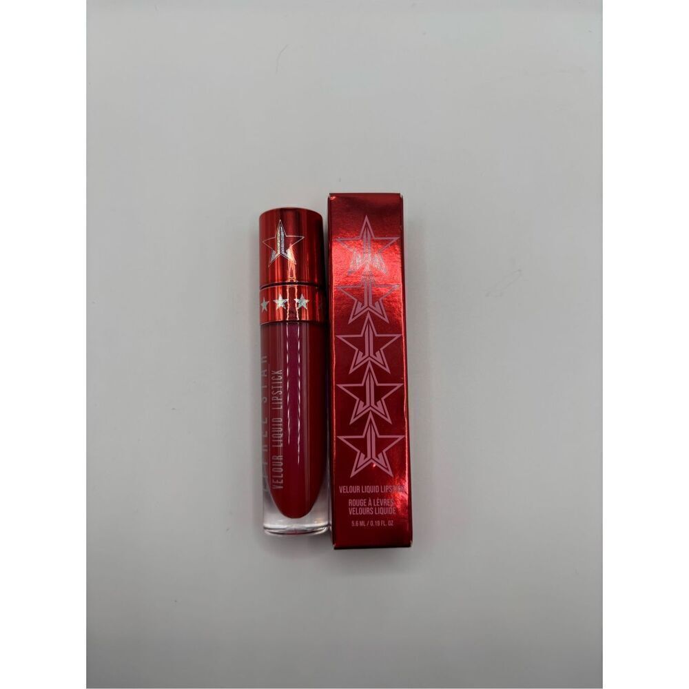 Jeffree Star velour liquid lipstick in pink kitten. M1-24